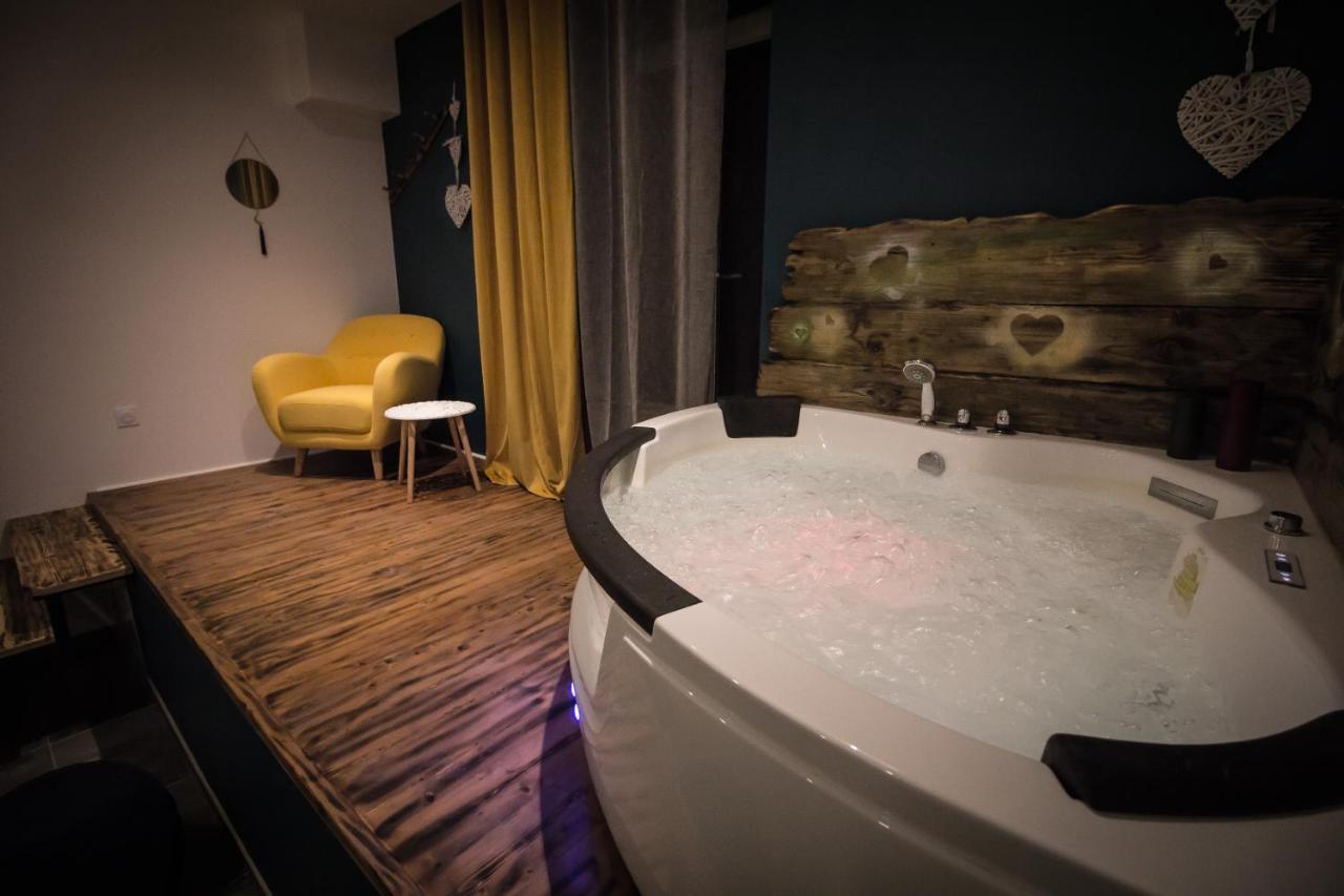 ** Au Canal Du Midi - Jaccuzzi & Luxueux Appartements ** Carcassonne Exterior photo